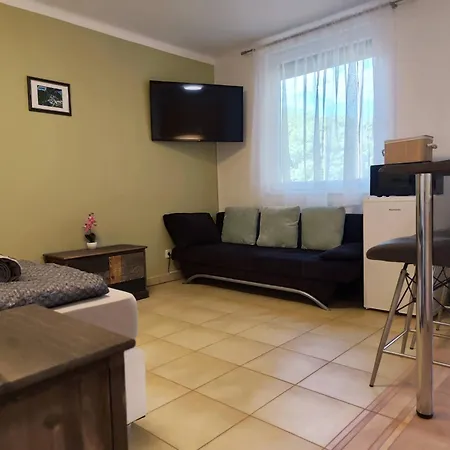 Erkel Apartment Harkan