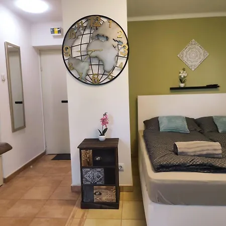 Erkel Apartment *